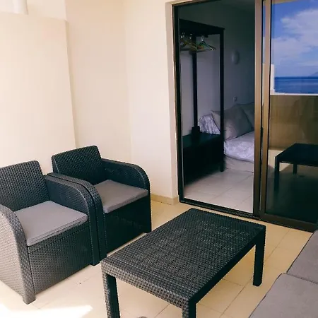 아파트 Jacaranda Studio 아칸티라도